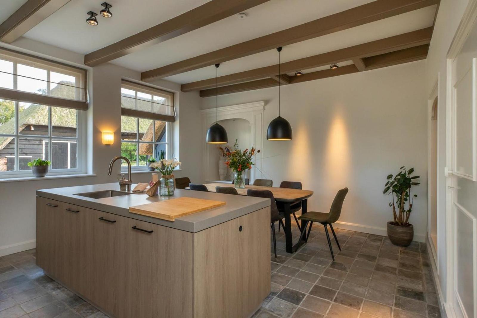 Vakantiehuis 'Boerderij Molenhof' - Stationsweg 5 | Heinkenszand Esterno foto